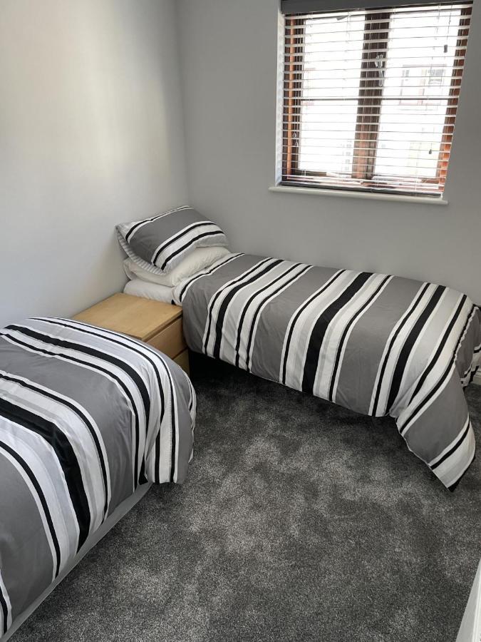 Burry Port Harbour Apartment ภายนอก รูปภาพ