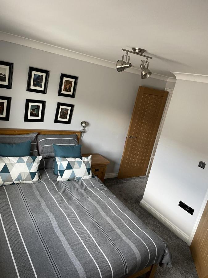 Burry Port Harbour Apartment ภายนอก รูปภาพ